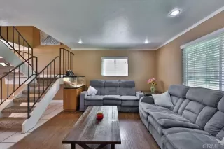 Photo #3: PTP2304139 Listing 