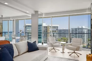 Photo #4: PTP2304140 Listing 