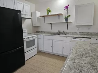 Photo #3: PTP2304163 Listing 