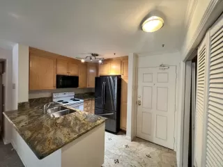 Photo #1: PTP2304203 Listing 