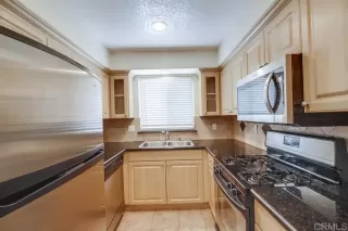 Photo #3: PTP2304225 Listing