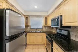 Photo #4: PTP2304225 Listing