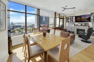 Photo #1: PTP2304263 Listing