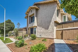 Photo #2: PTP2304275 Listing