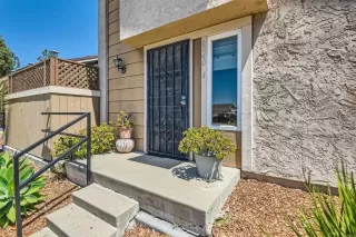 Photo #3: PTP2304275 Listing