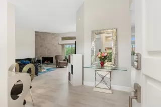 Photo #1: PTP2304312 Listing 