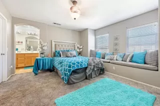 Photo #4: PTP2304326 Listing