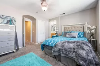 Photo #5: PTP2304326 Listing