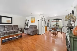 Photo #3: PTP2304339 Listing