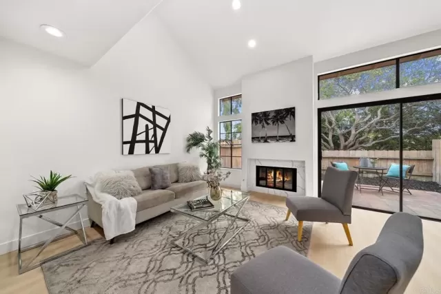 MLS: PTP2304370 Condo For Sale