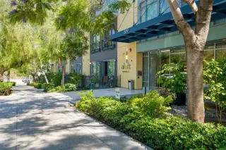 Photo #1: PTP2304379 Listing