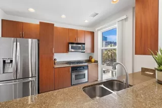 Photo #4: PTP2304389 Listing