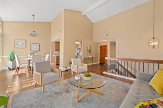 Photo #4: PTP2304423 Listing