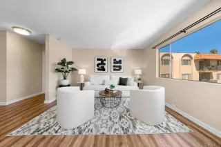 Photo #5: PTP2304438 Listing 