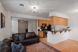 Photo #3: PTP2304441 Listing 