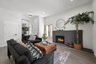 Photo #6: PTP2304475 Listing