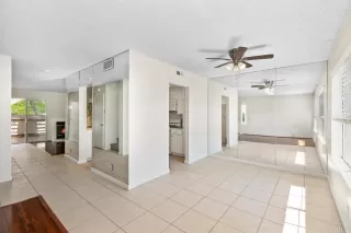 Photo #6: PTP2304478 Listing