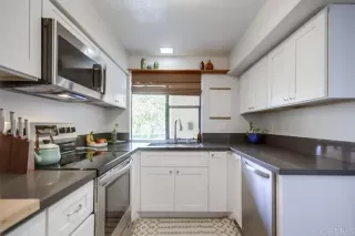 Photo #5: PTP2304499 Listing