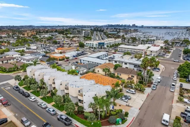 MLS: PTP2304545 Condo For Sale