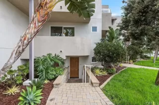 Photo #2: PTP2304545 Listing