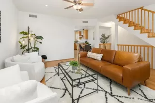 Photo #6: PTP2304545 Listing