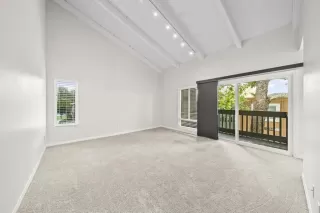 Photo #3: PTP2304556 Listing