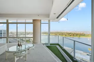 Photo #3: PTP2304557 Listing 