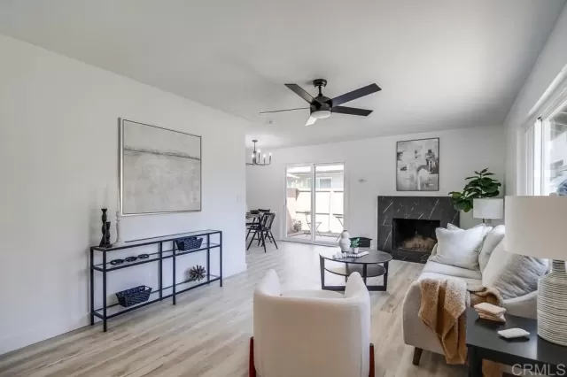 MLS: PTP2304577 Condo For Sale