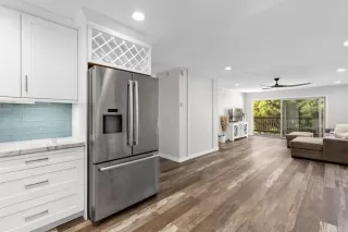 Photo #2: PTP2304621 Listing