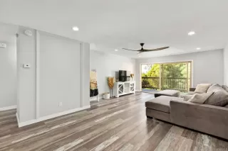 Photo #6: PTP2304621 Listing