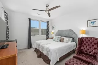 Photo #5: PTP2304638 Listing