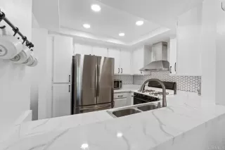 Photo #5: PTP2304679 Listing
