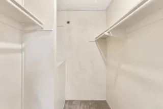 Photo #3: PTP2304680 Listing