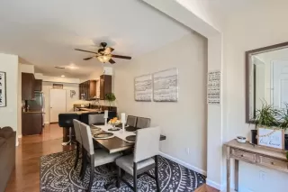 Photo #6: PTP2304703 Listing