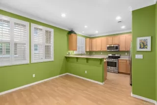 Photo #6: PTP2304778 Listing 