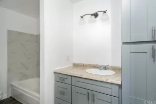 Photo #3: PTP2304781 Listing