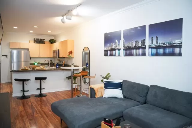 MLS: PTP2304818 Condo For Sale