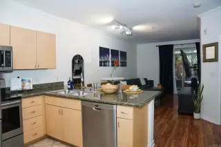 Photo #1: PTP2304818 Listing 