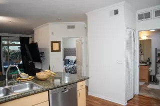 Photo #3: PTP2304818 Listing 