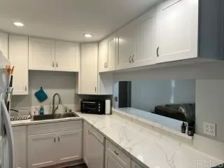 Photo #4: PTP2304822 Listing