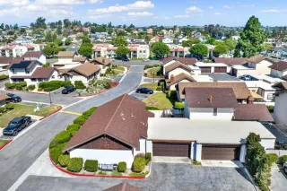 Photo #1: PTP2304859 Listing