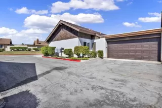 Photo #2: PTP2304859 Listing