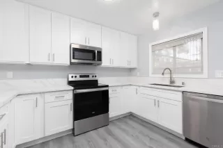 Photo #1: PTP2304860 Listing 