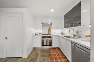 Photo #3: PTP2304966 Listing 