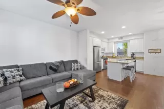 Photo #1: PTP2304967 Listing