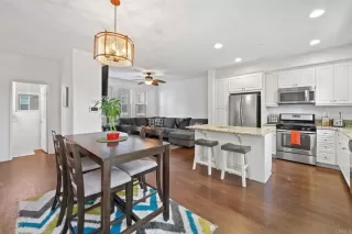 Photo #4: PTP2304967 Listing