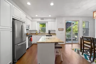 Photo #6: PTP2304967 Listing