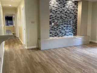 Photo #3: PTP2304968 Listing