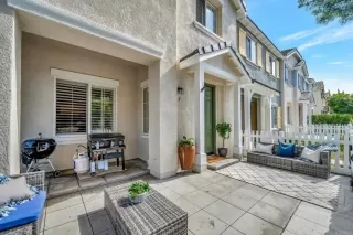 Photo #1: PTP2305011 Listing