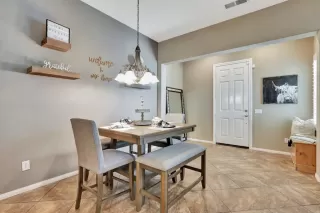 Photo #3: PTP2305011 Listing